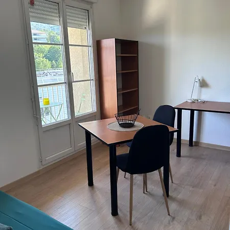 Apartament 20m2 Avec Balcon *